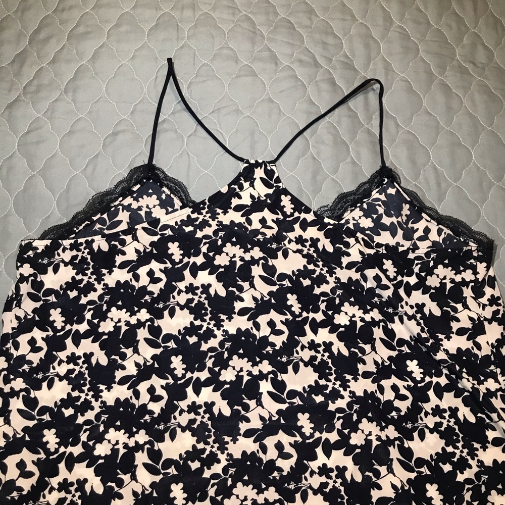 Women’s NY&Co Floral and Lace Cami Tank - Picture 9 of 13